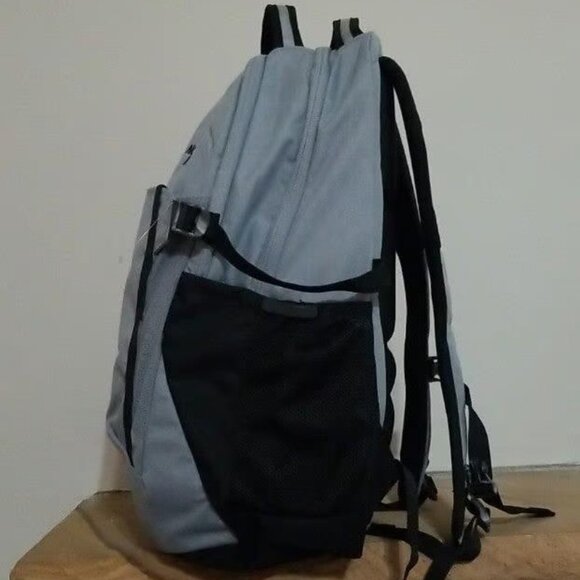 The North Face Backpack NWT - Picture 4 of 5